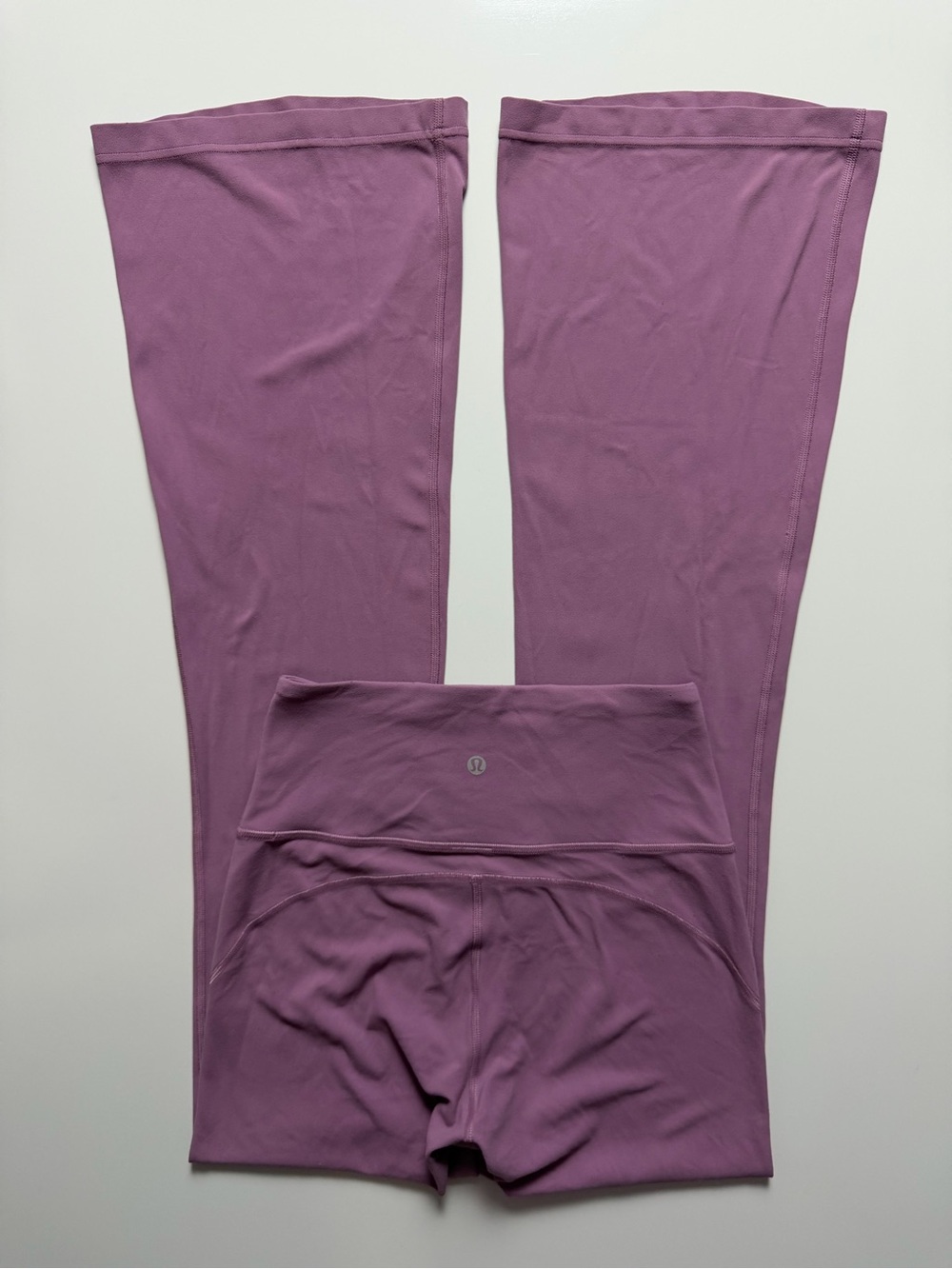 Lululemon Groove Super-High-Rise Flared Pant Nulu, Size 4